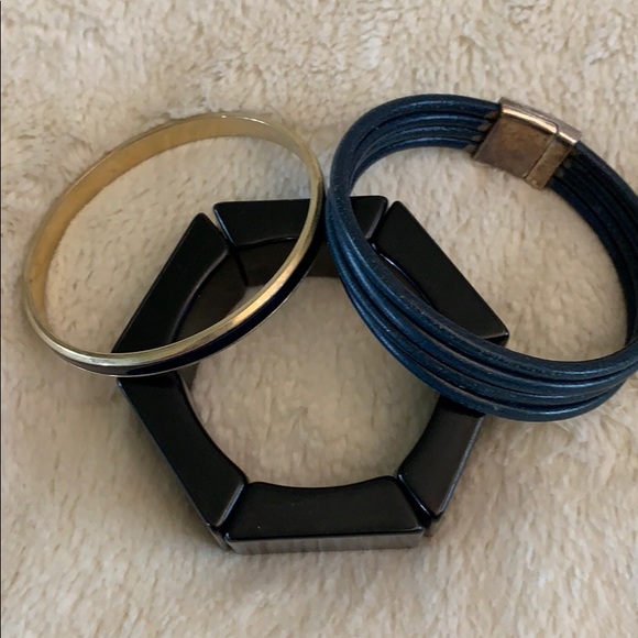 💥FREE w/purchase!💥 - Picture 2 of 2